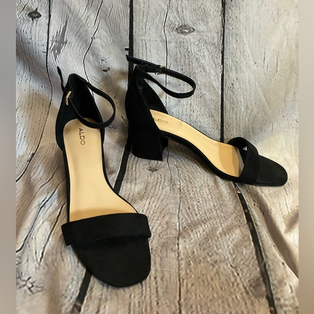 Aldo Pristine Black Women’s Strappy Block Heel Sandals Size‎ 9 EU 40 Preppy Chic